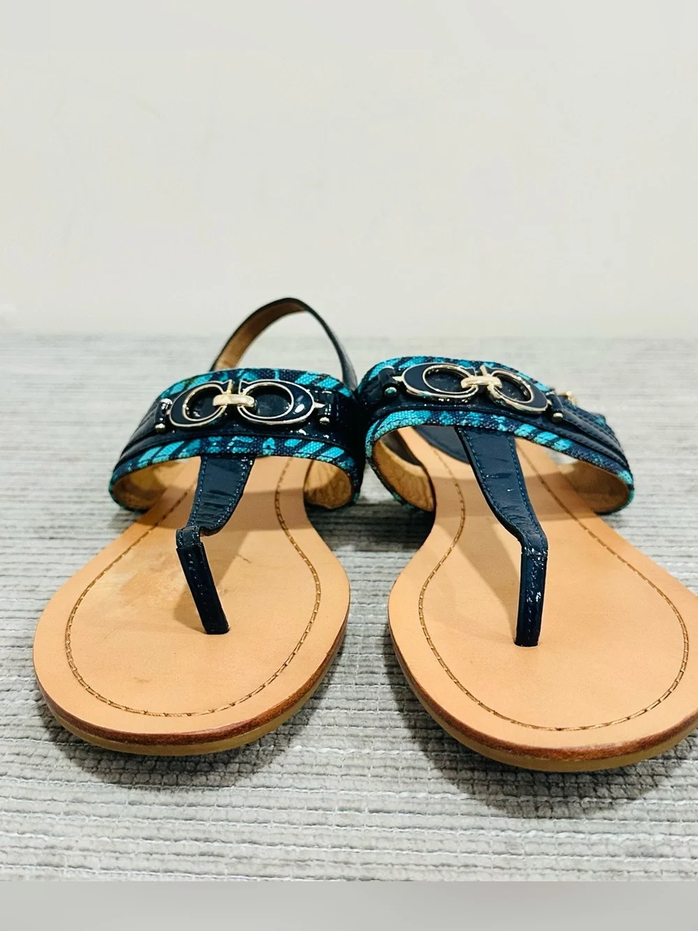 Coach Sammy Sandals Flat Flip Flop Thong Blue Navy Turquoise 9,5 B